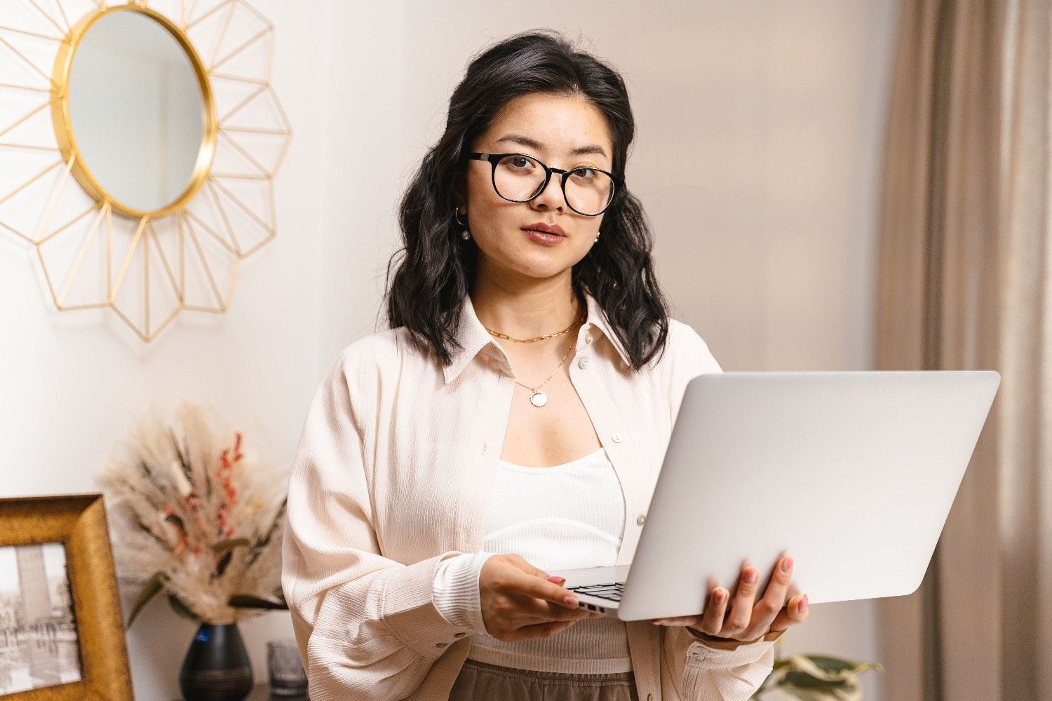 Asian virtual assistant ready for remote work